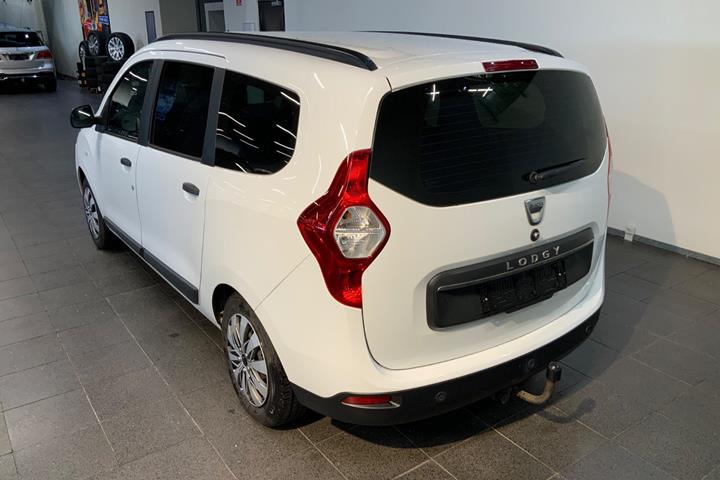 Hvid Dacia Lodgy fra 2017