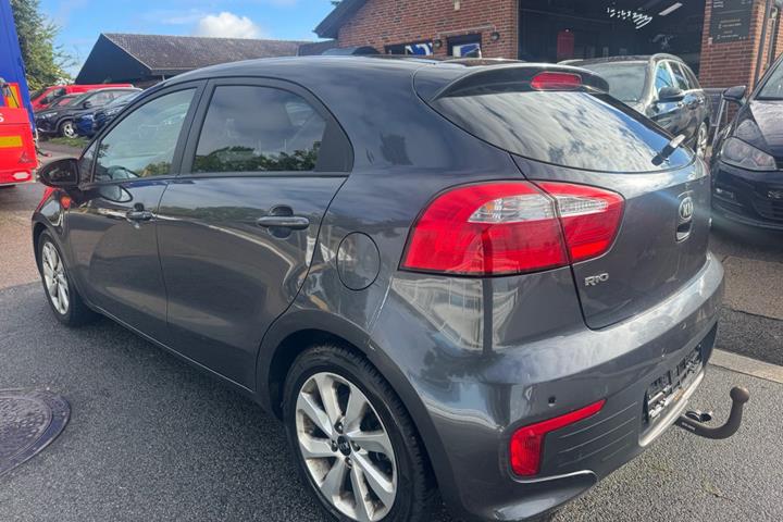 undefined Kia Rio fra 2015