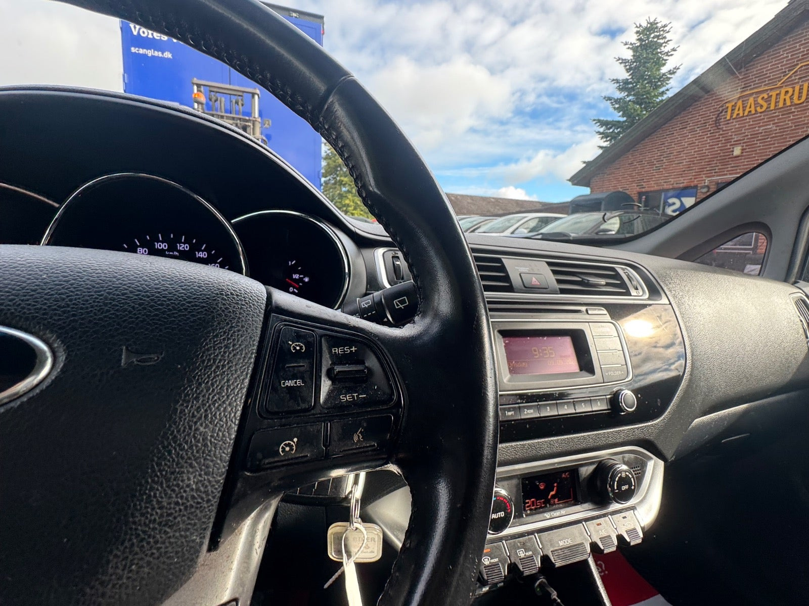 undefined Kia Rio fra 2015