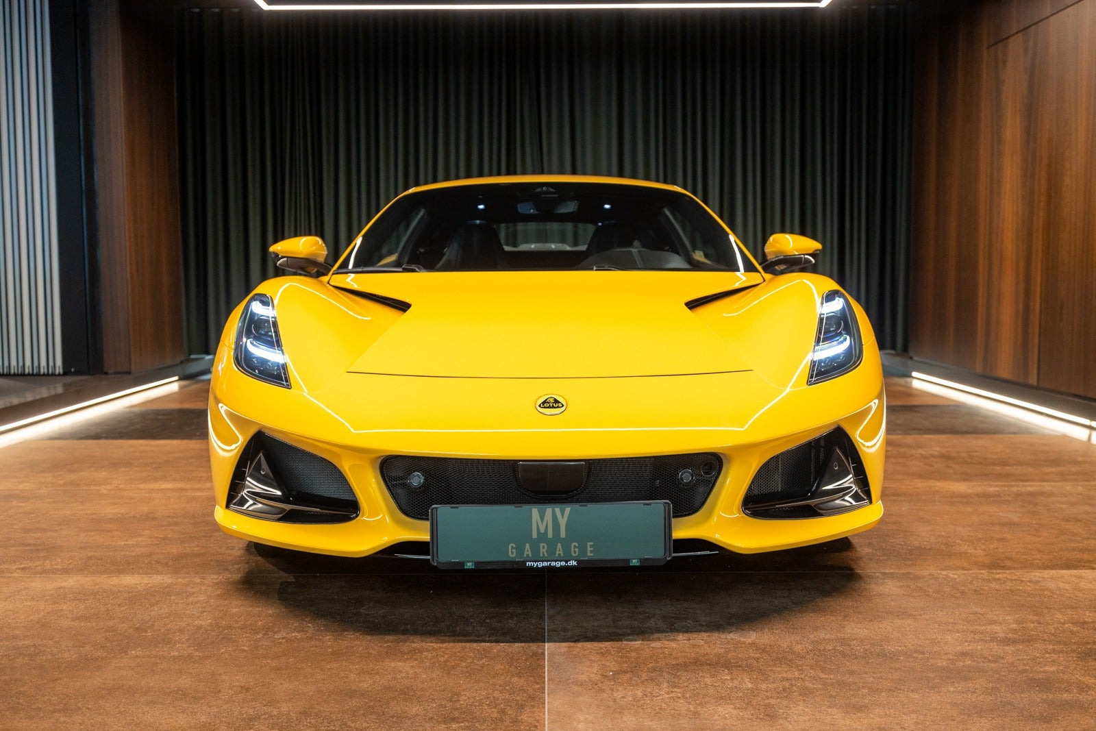 Gul Lotus Emira fra 2025