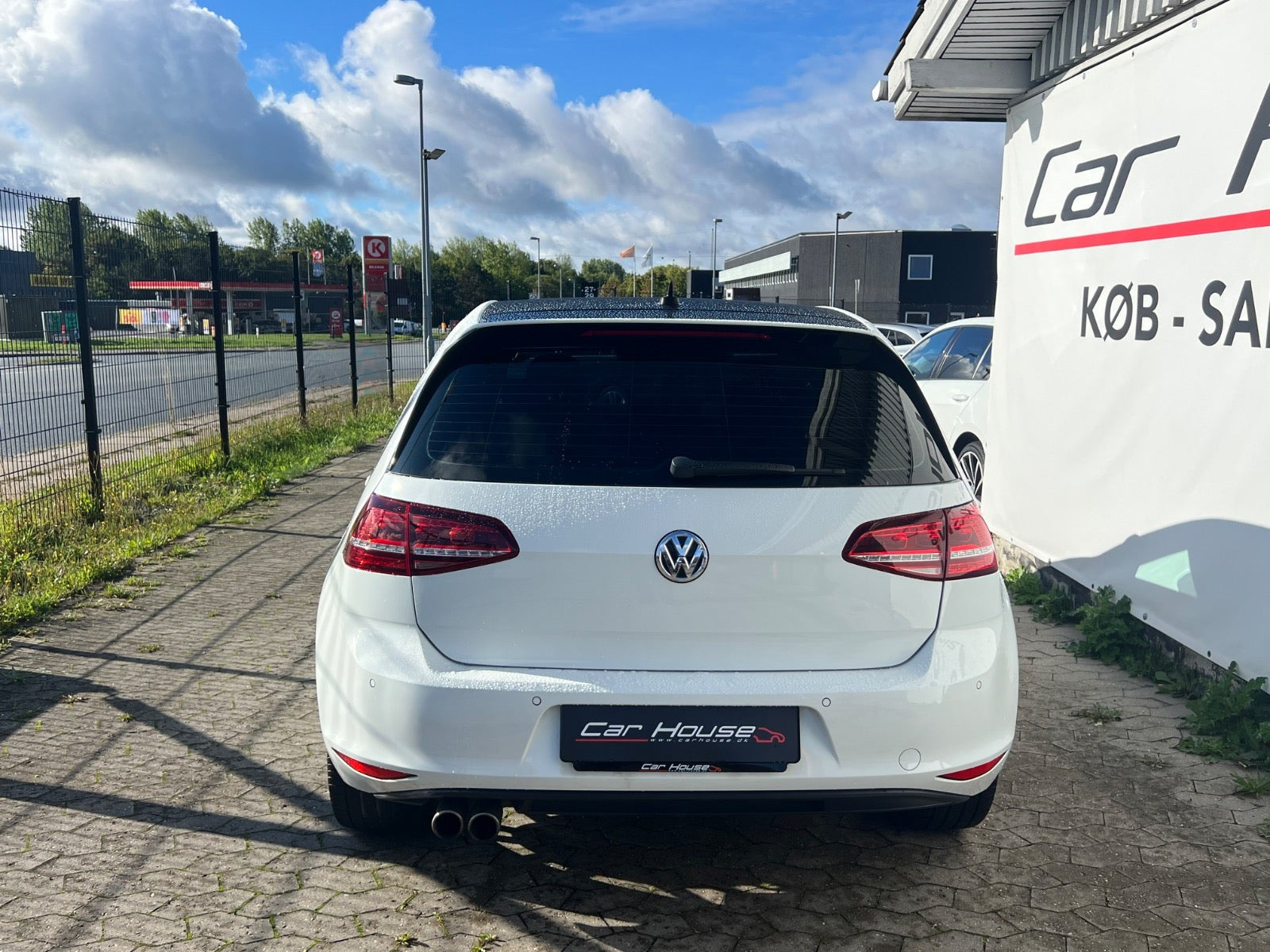 Hvid VW Golf VII fra 2017