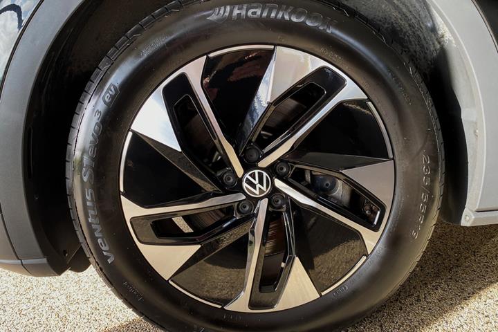 Sort VW ID.4 fra 2025