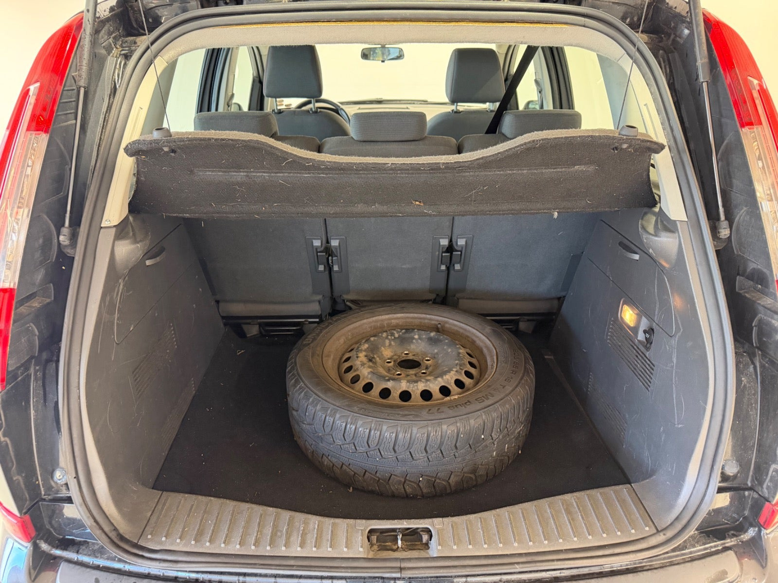 Sort Ford C-MAX fra 2007