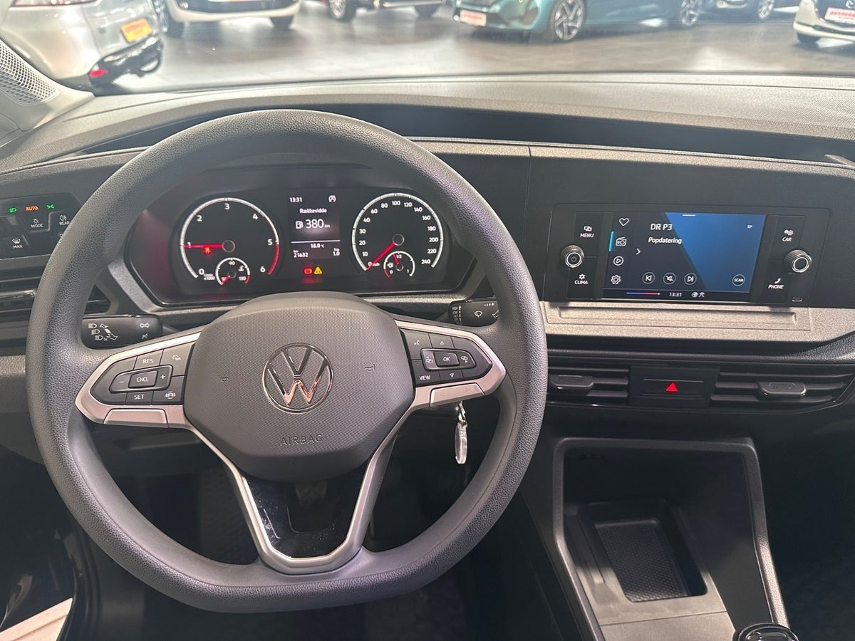 Sort VW Caddy fra 2023
