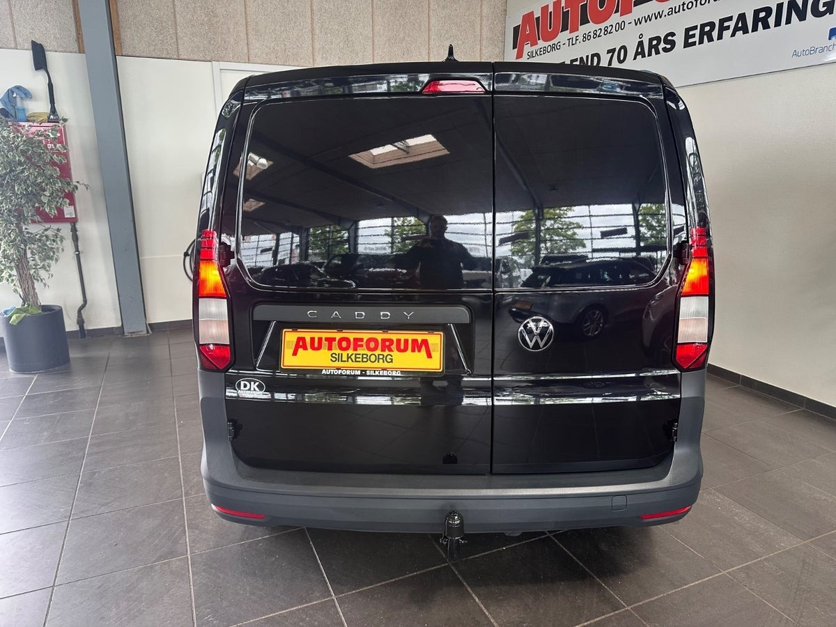 Sort VW Caddy fra 2023