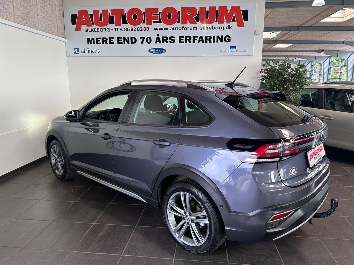 Grå VW Taigo fra 2022