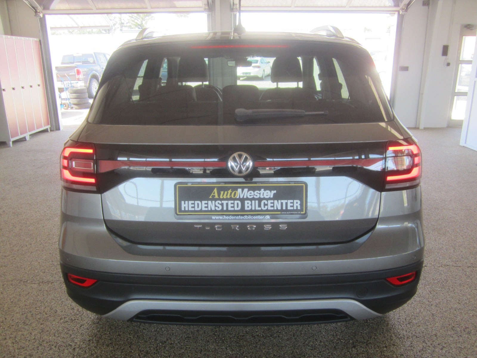 Grå VW T-Cross fra 2020