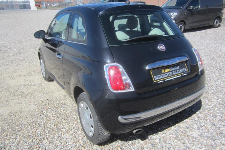 Sort Fiat 500 fra 2008
