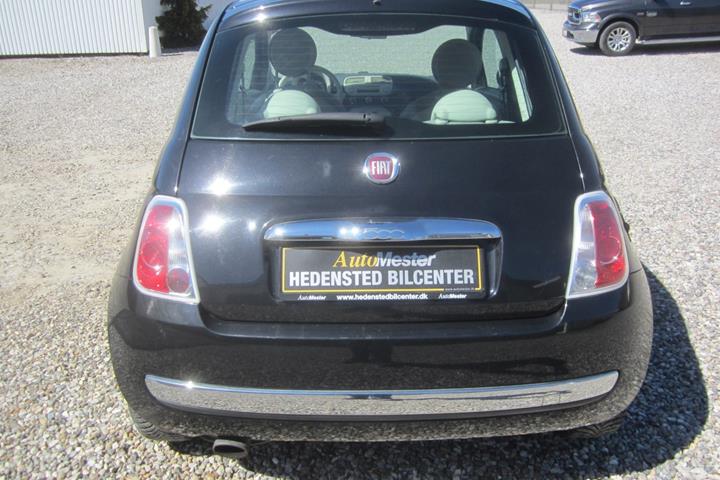 Sort Fiat 500 fra 2008