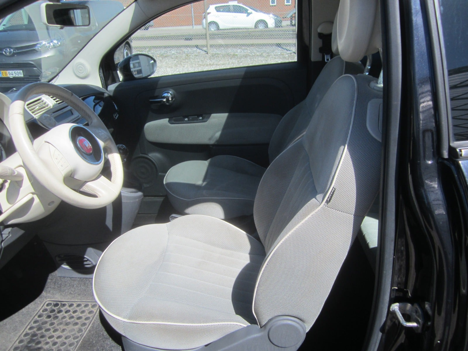 Sort Fiat 500 fra 2008