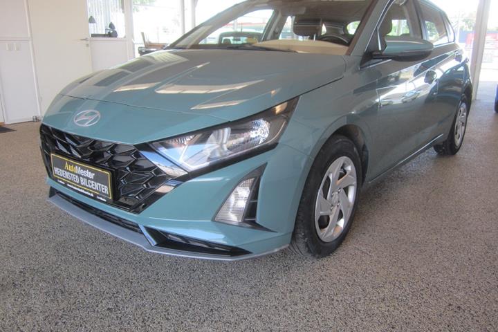 Grøn Hyundai i20 fra 2024