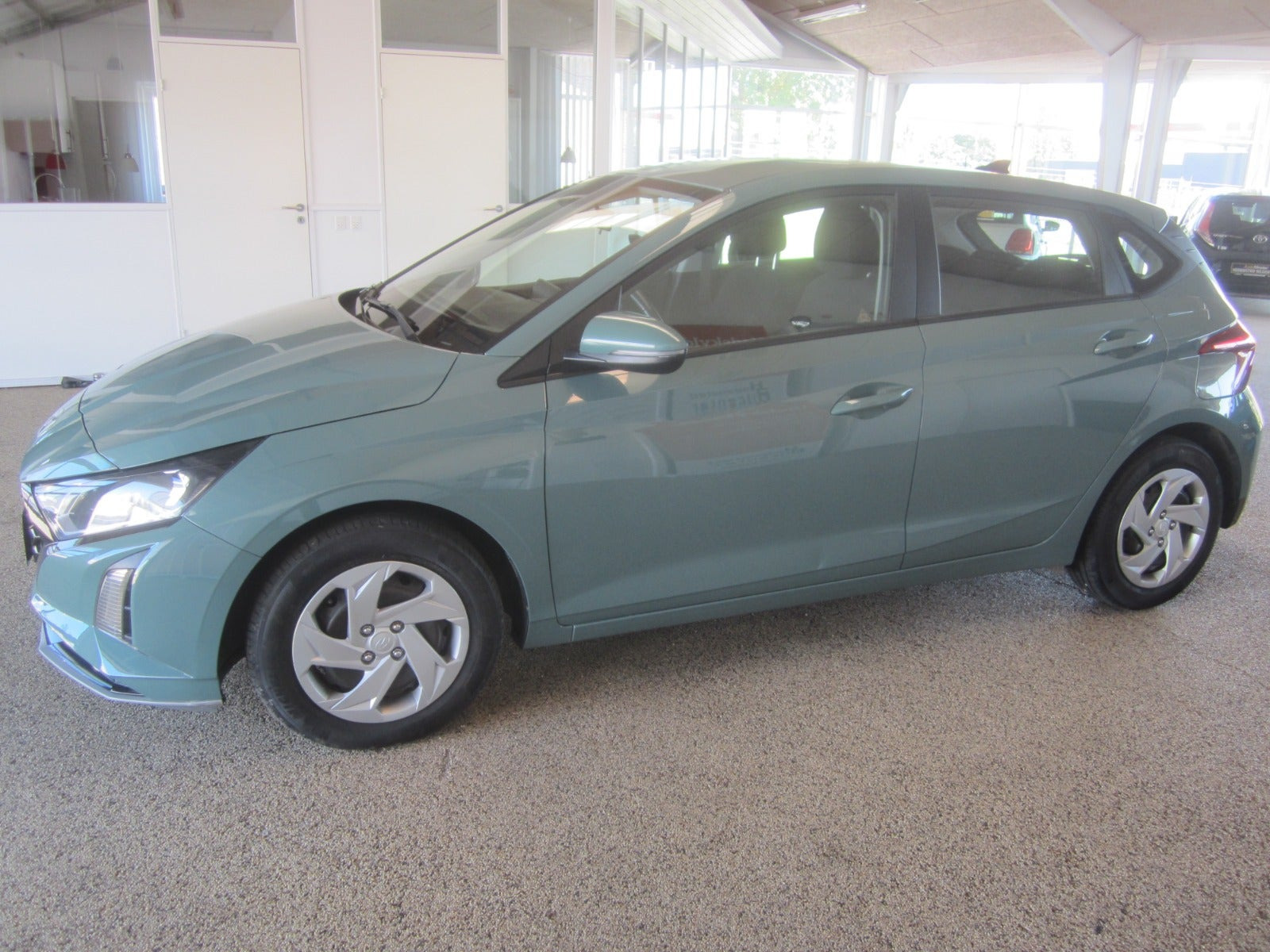 Grøn Hyundai i20 fra 2024