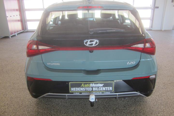 Grøn Hyundai i20 fra 2024