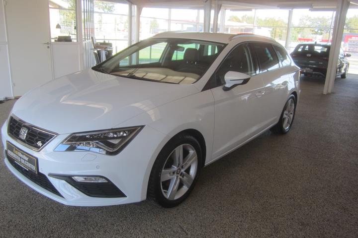 Hvid Seat Leon fra 2019
