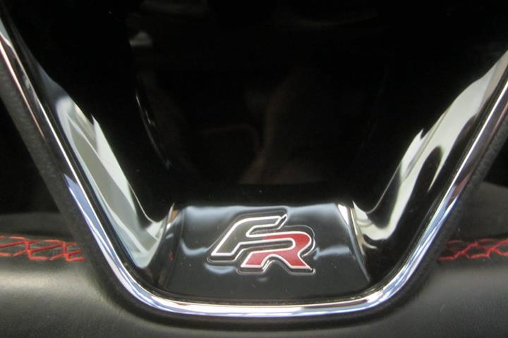 Hvid Seat Leon fra 2019