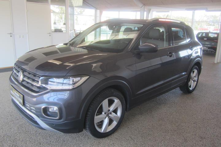 Grå VW T-Cross fra 2022