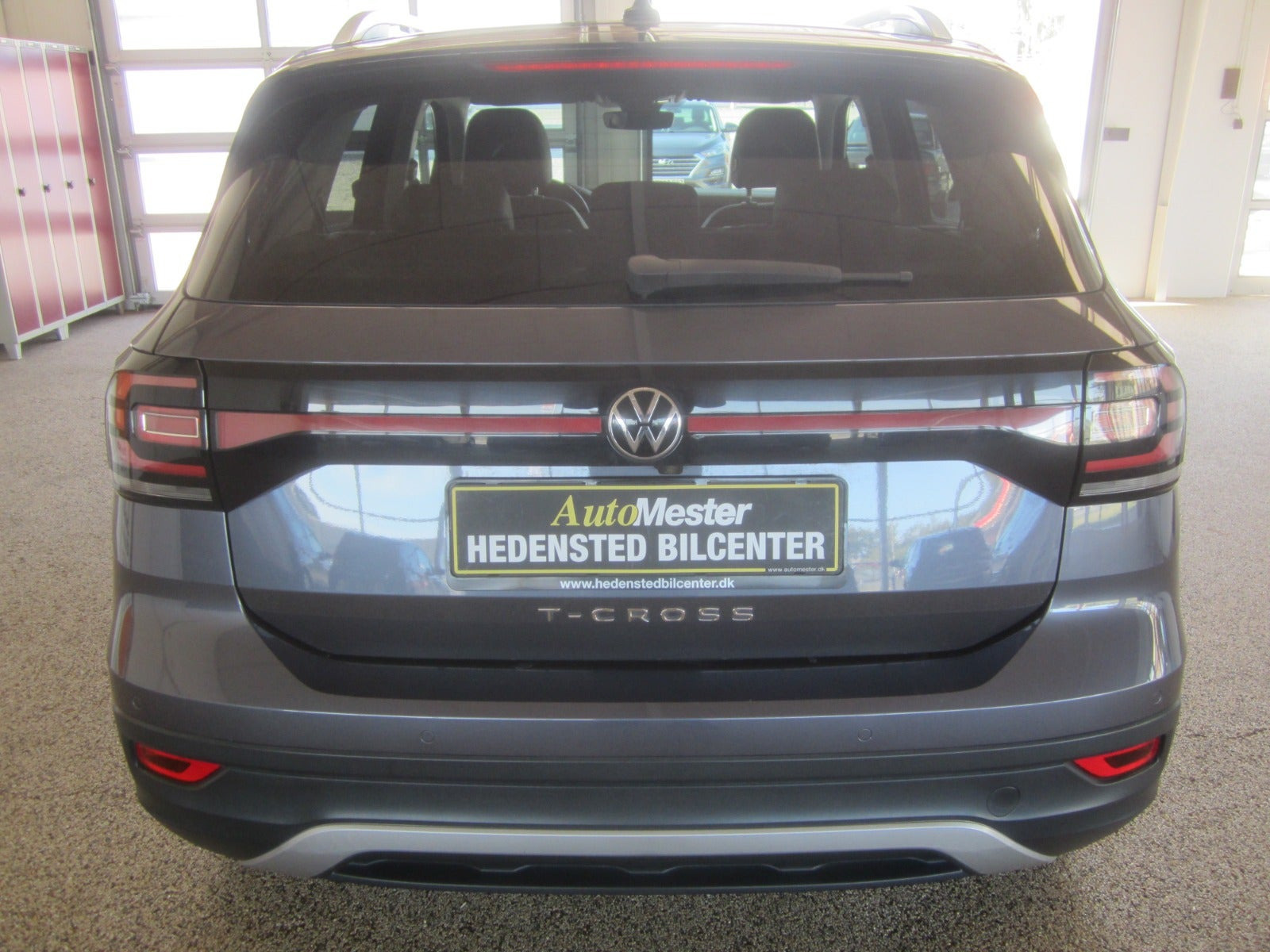 Grå VW T-Cross fra 2022
