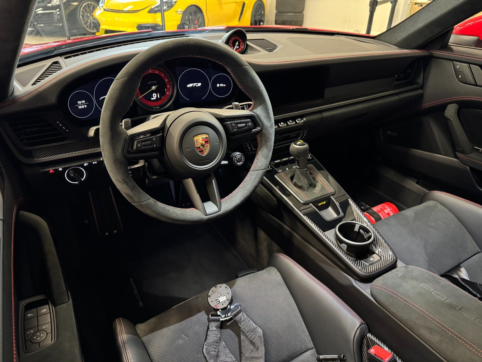 Rød Porsche 911 GT3 fra 2024