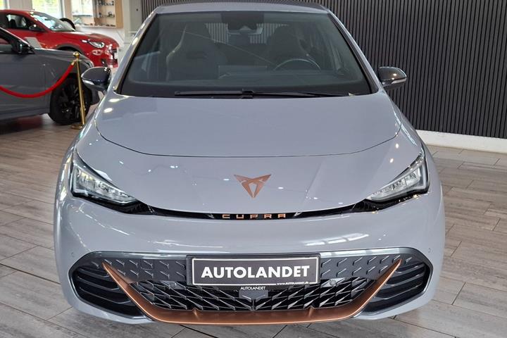 Grå Cupra Born fra 2024