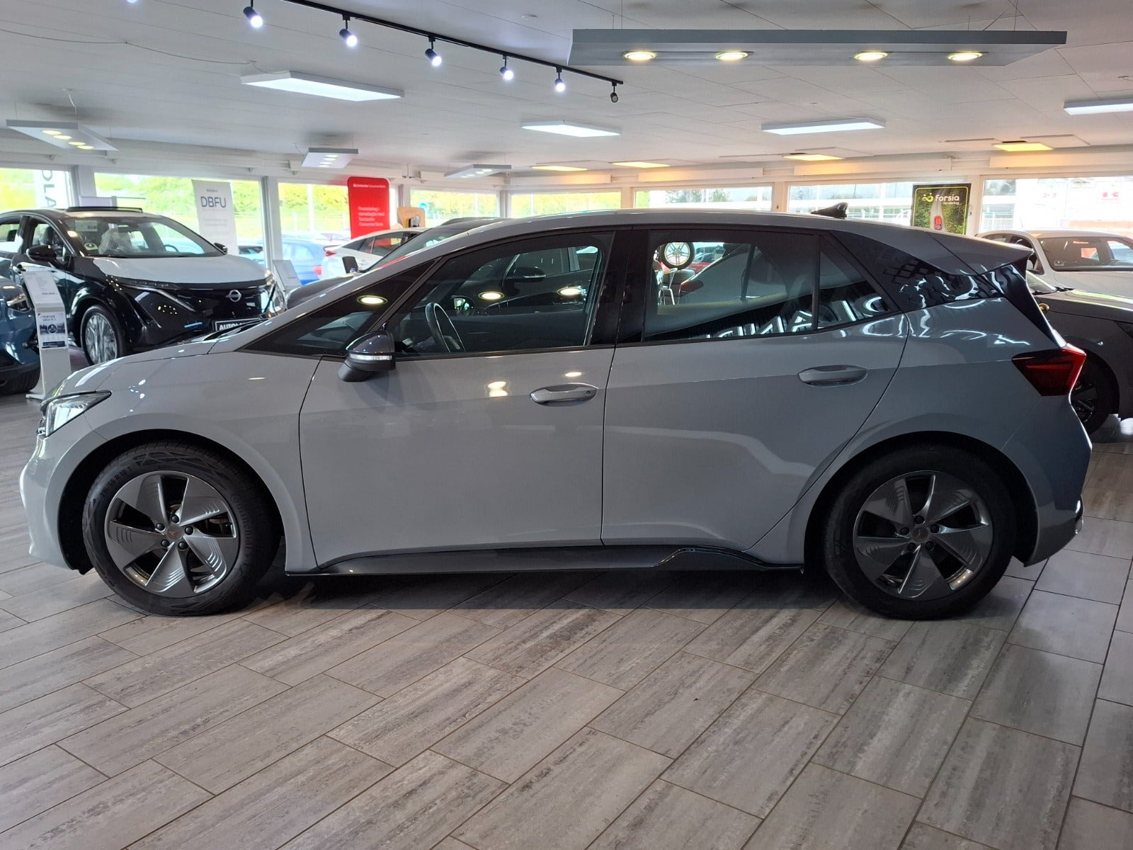 Grå Cupra Born fra 2024