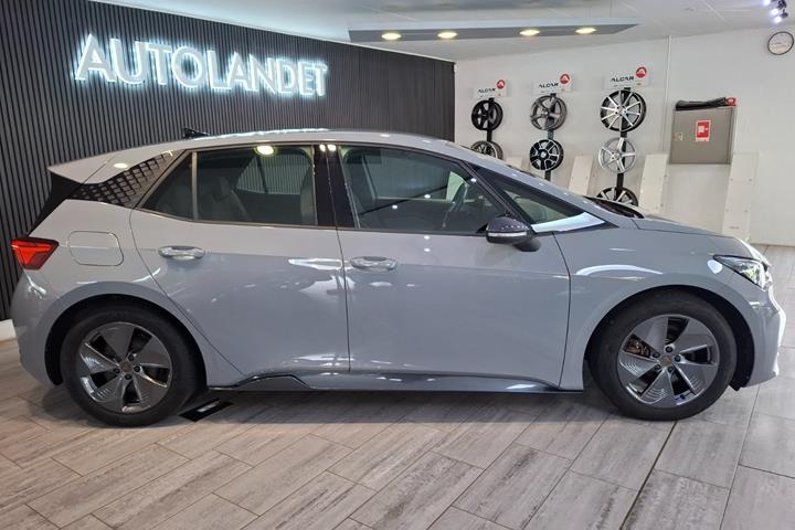 Grå Cupra Born fra 2024