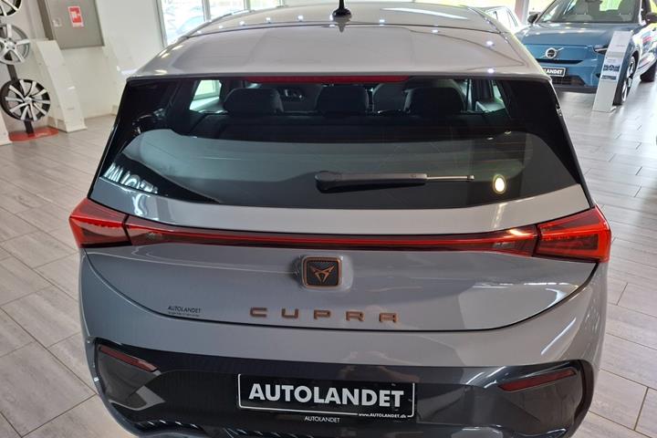 Grå Cupra Born fra 2024