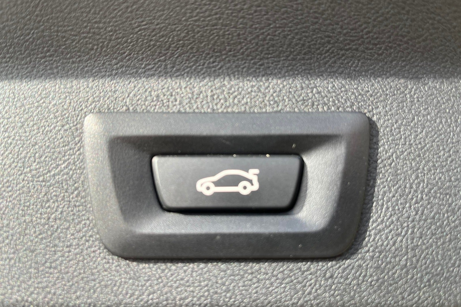 Sort BMW iX3 fra 2022