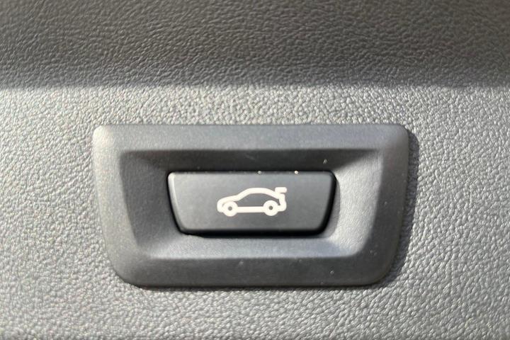Sort BMW iX3 fra 2022