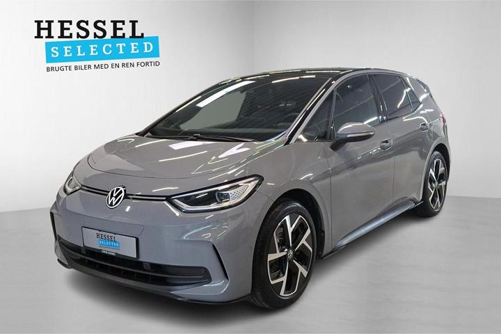 Grå VW ID.3 fra 2024 set udefra