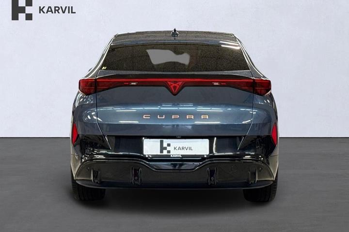 Blå Cupra Tavascan fra 2025