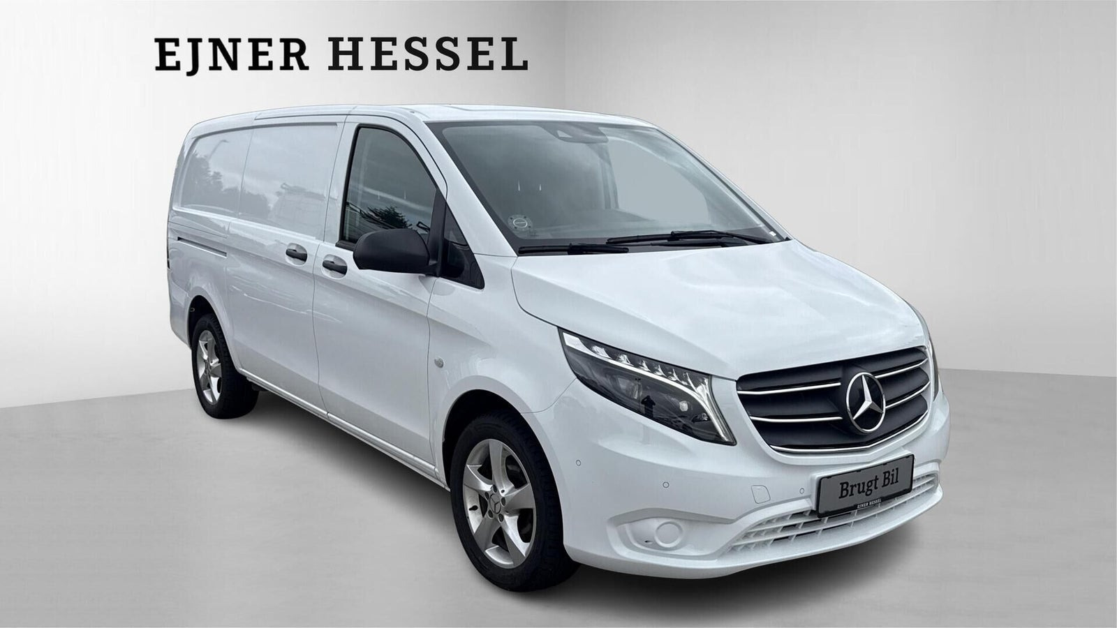 Hvid Mercedes Vito 116 fra 2023