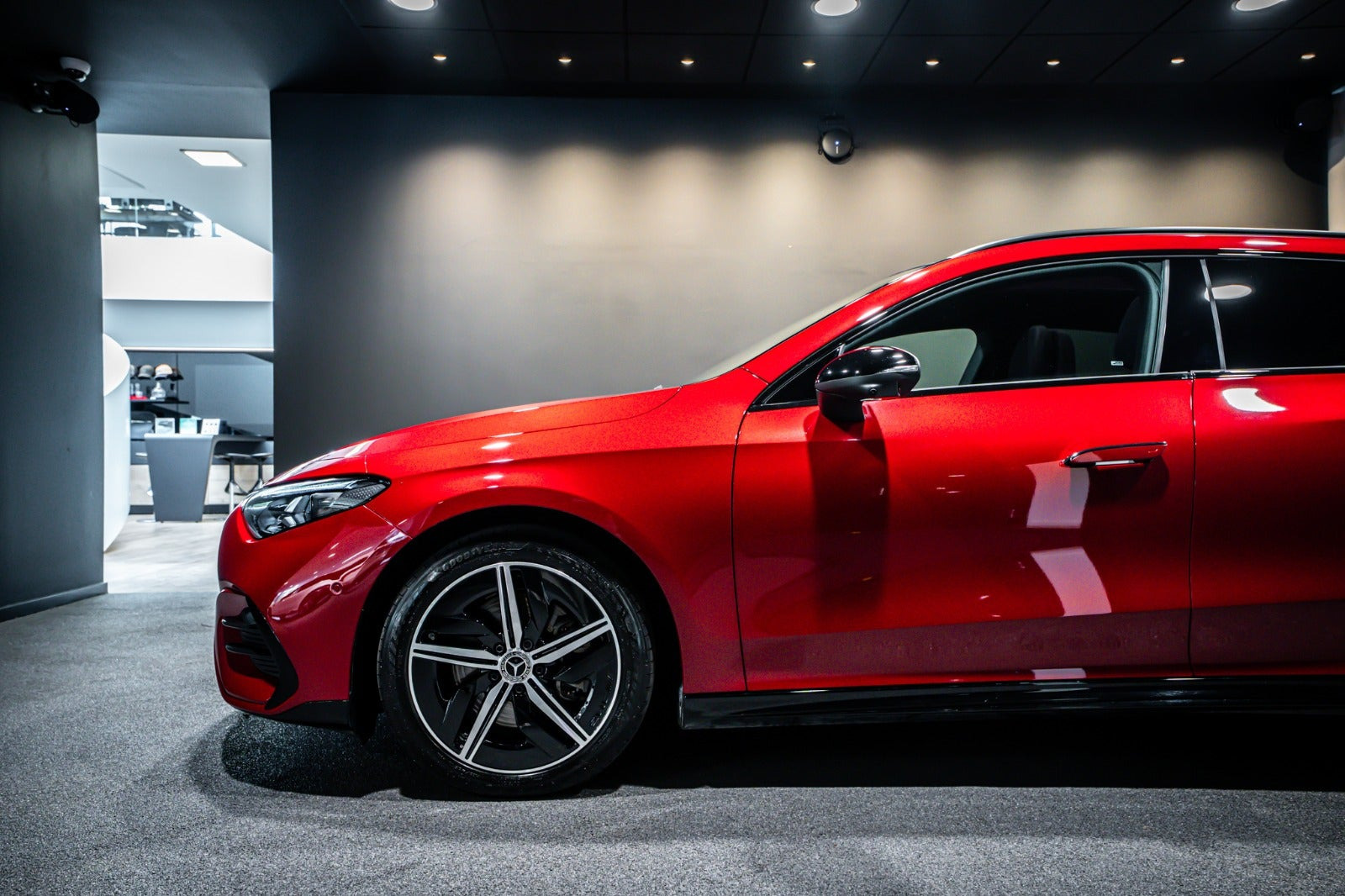 Rød Mercedes CLA250+ fra 2026