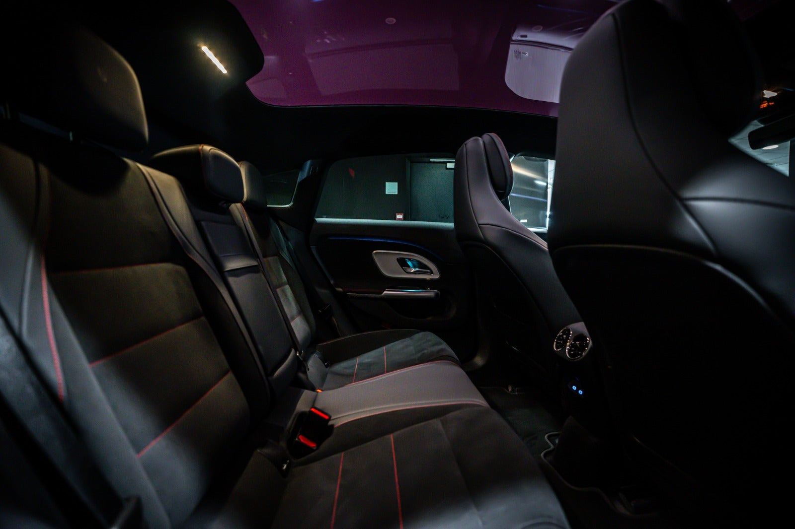 Rød Mercedes CLA250+ fra 2026