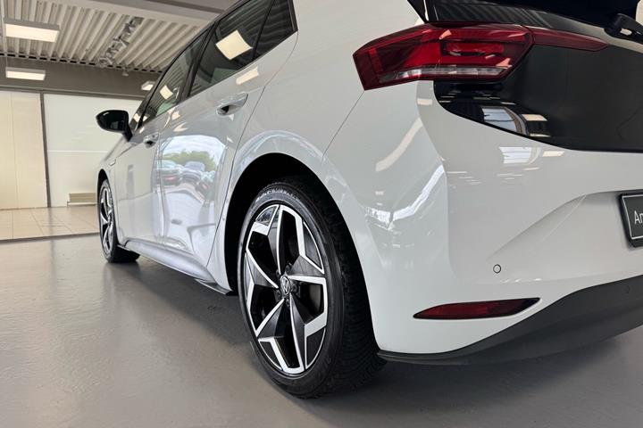 Hvid VW ID.3 fra 2022