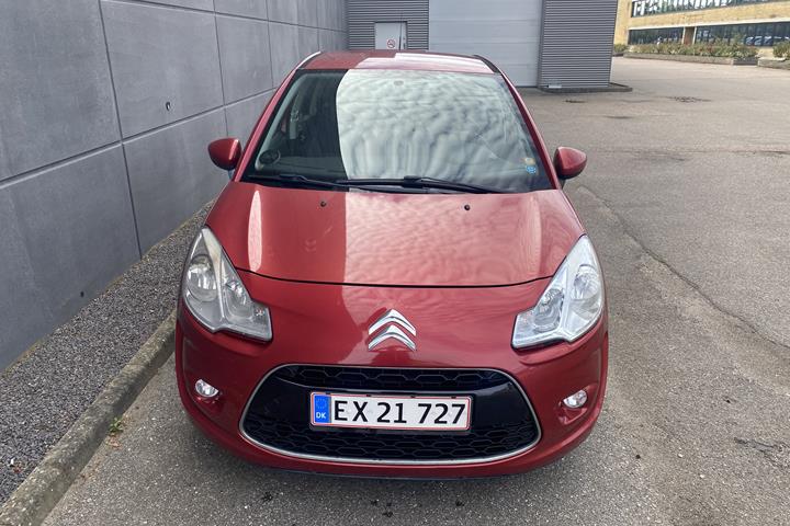 Rød Citroën C3 fra 2012