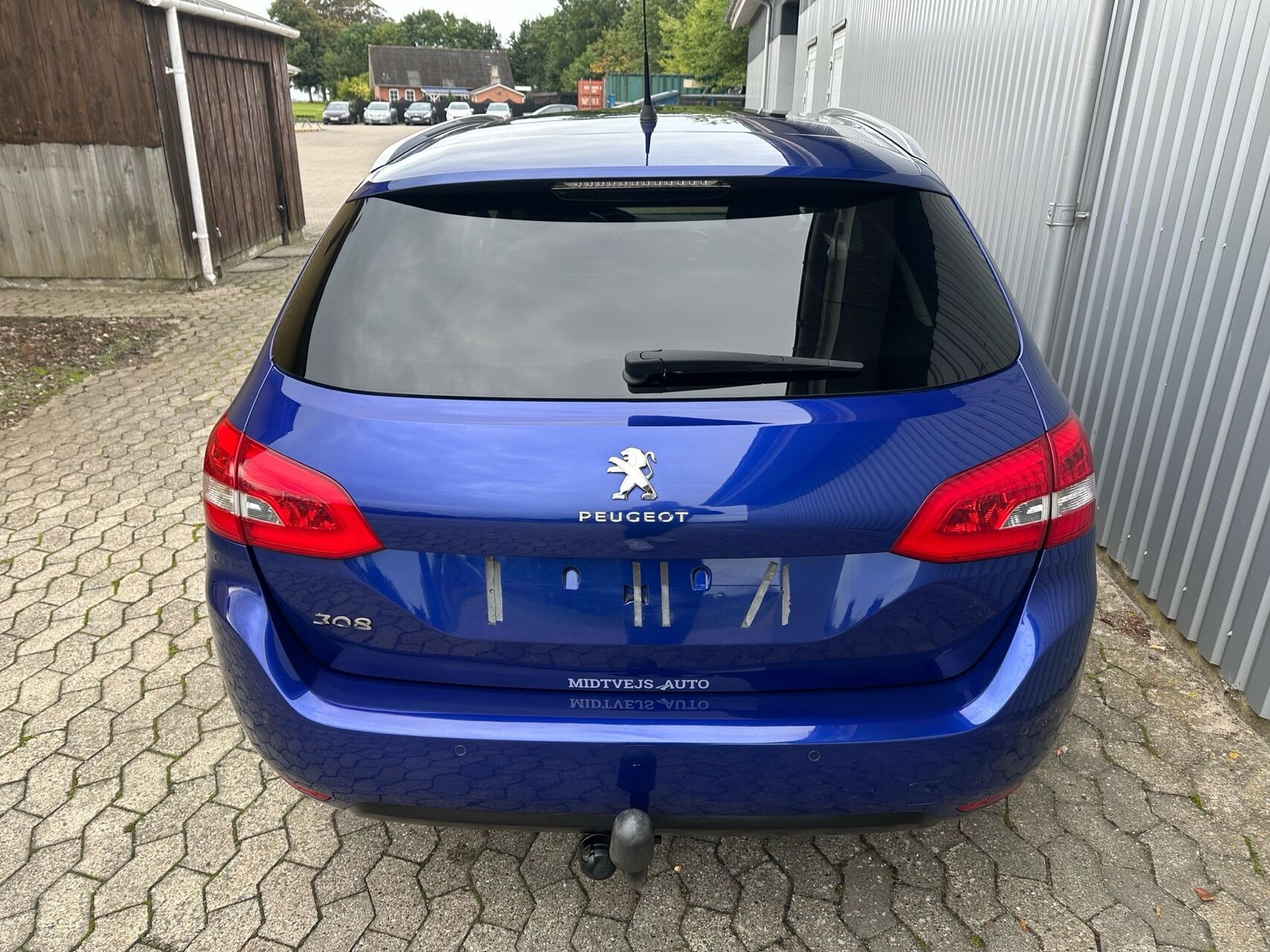 Blå Peugeot 308 fra 2018