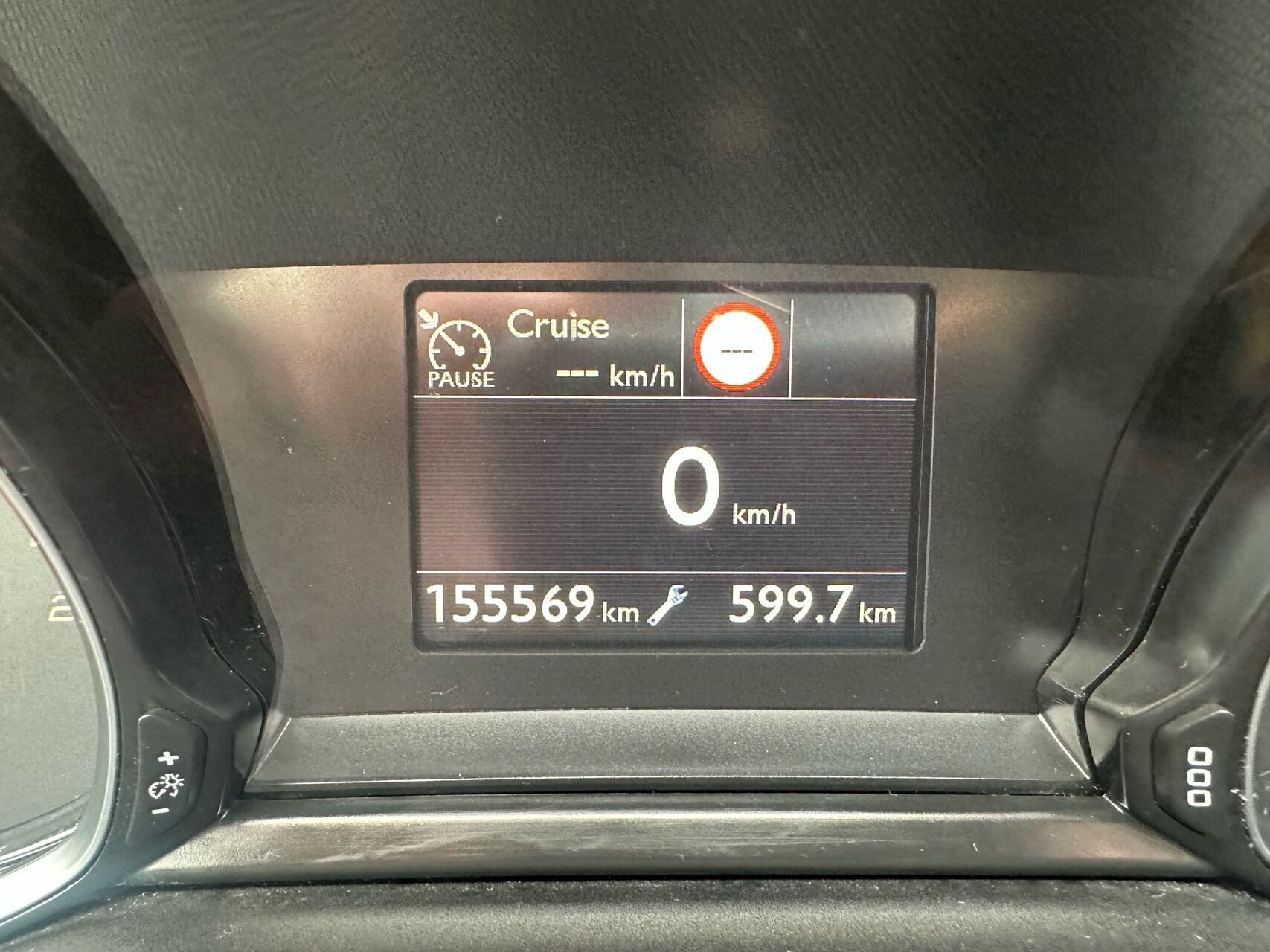 Blå Peugeot 308 fra 2018