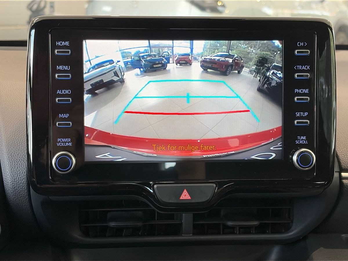 Sort Toyota Yaris fra 2020