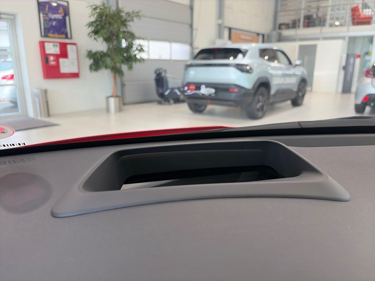 Sort Toyota Yaris fra 2020