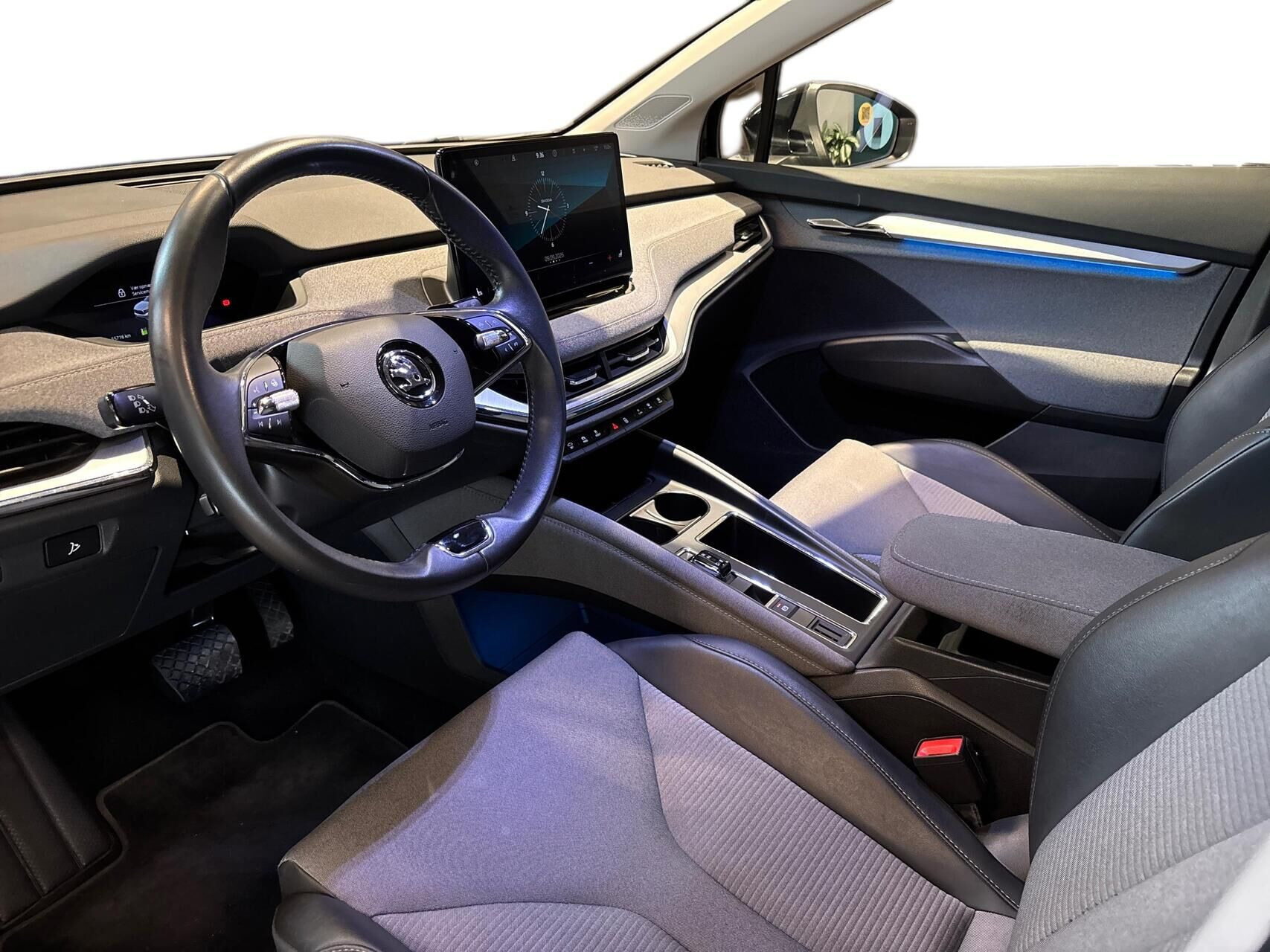 Sort Skoda Enyaq fra 2024