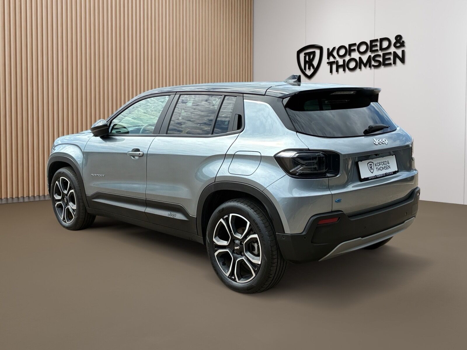Grå Jeep Avenger fra 2025