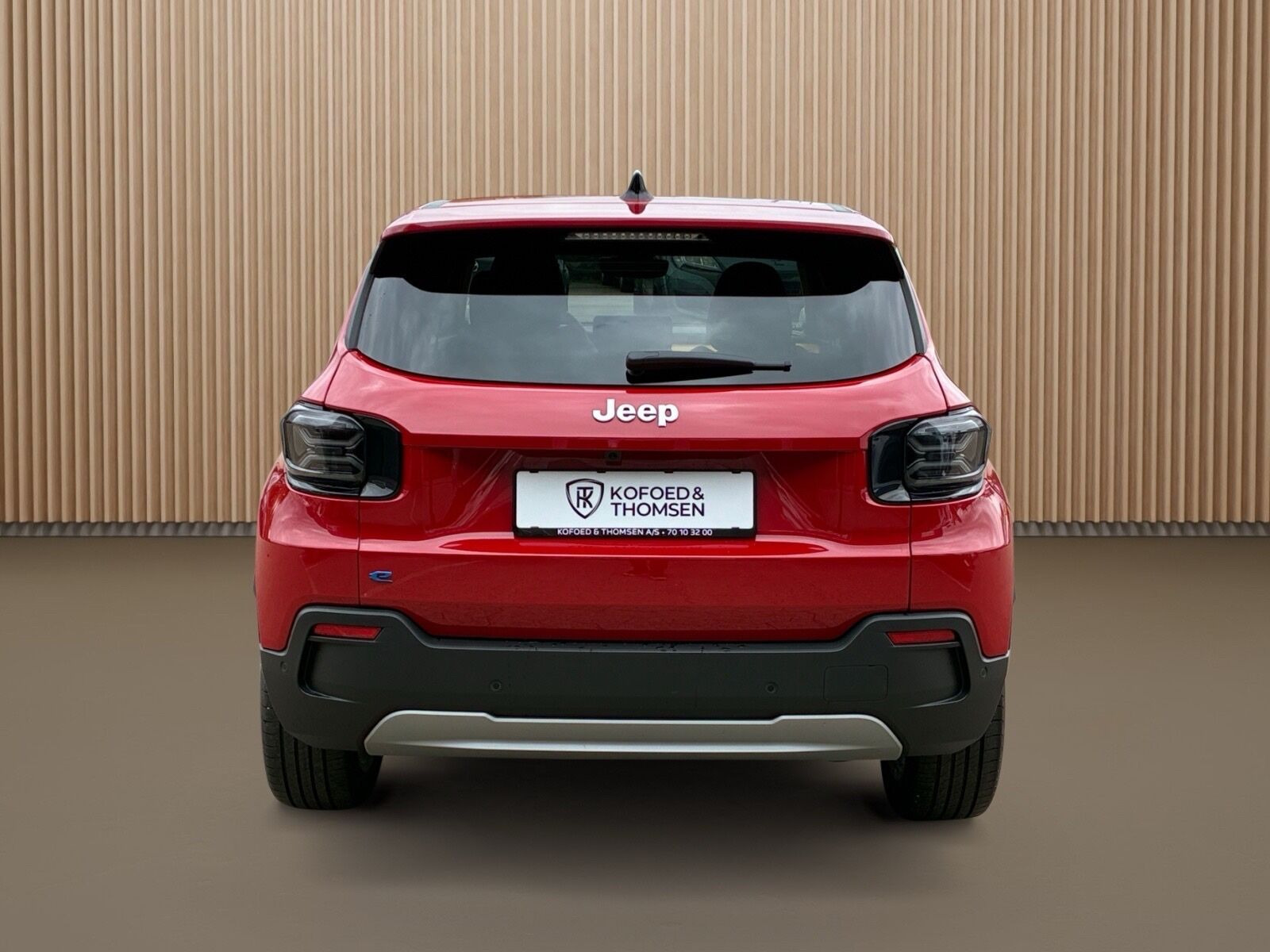 Rød Jeep Avenger fra 2025