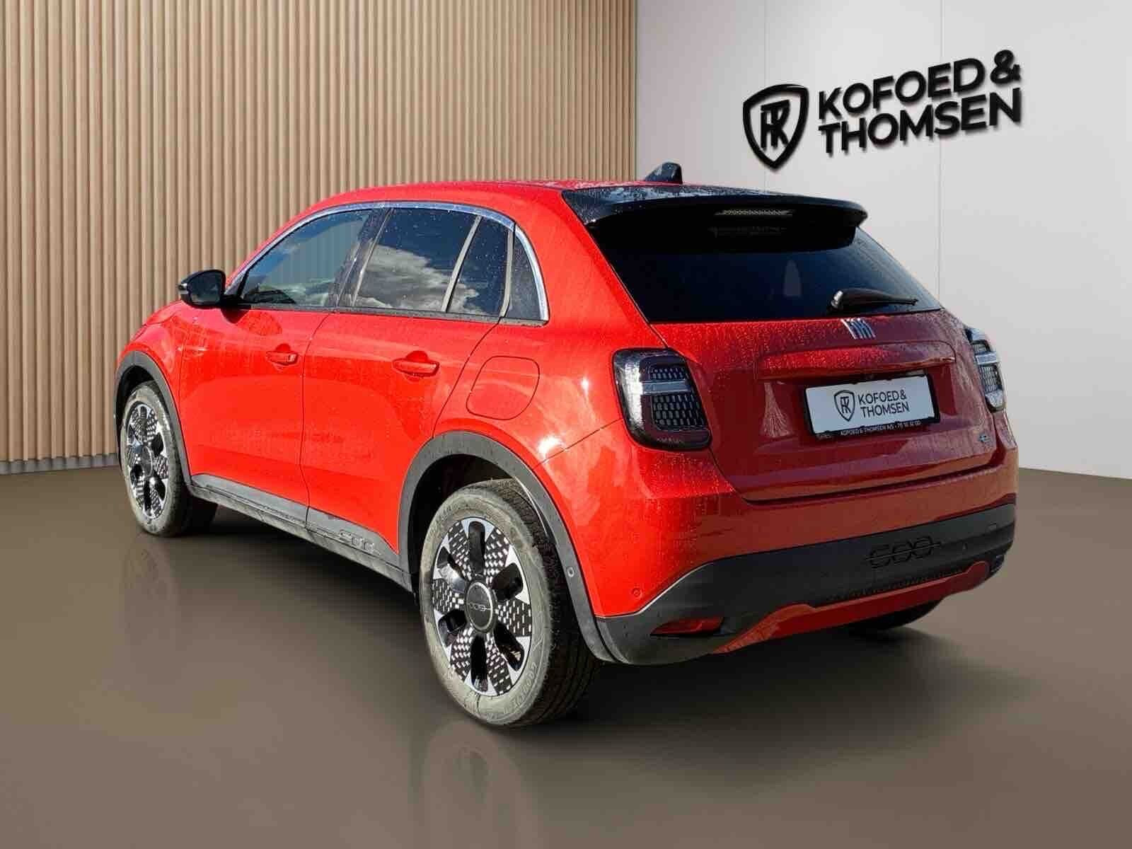 Orange Fiat 600e fra 2025
