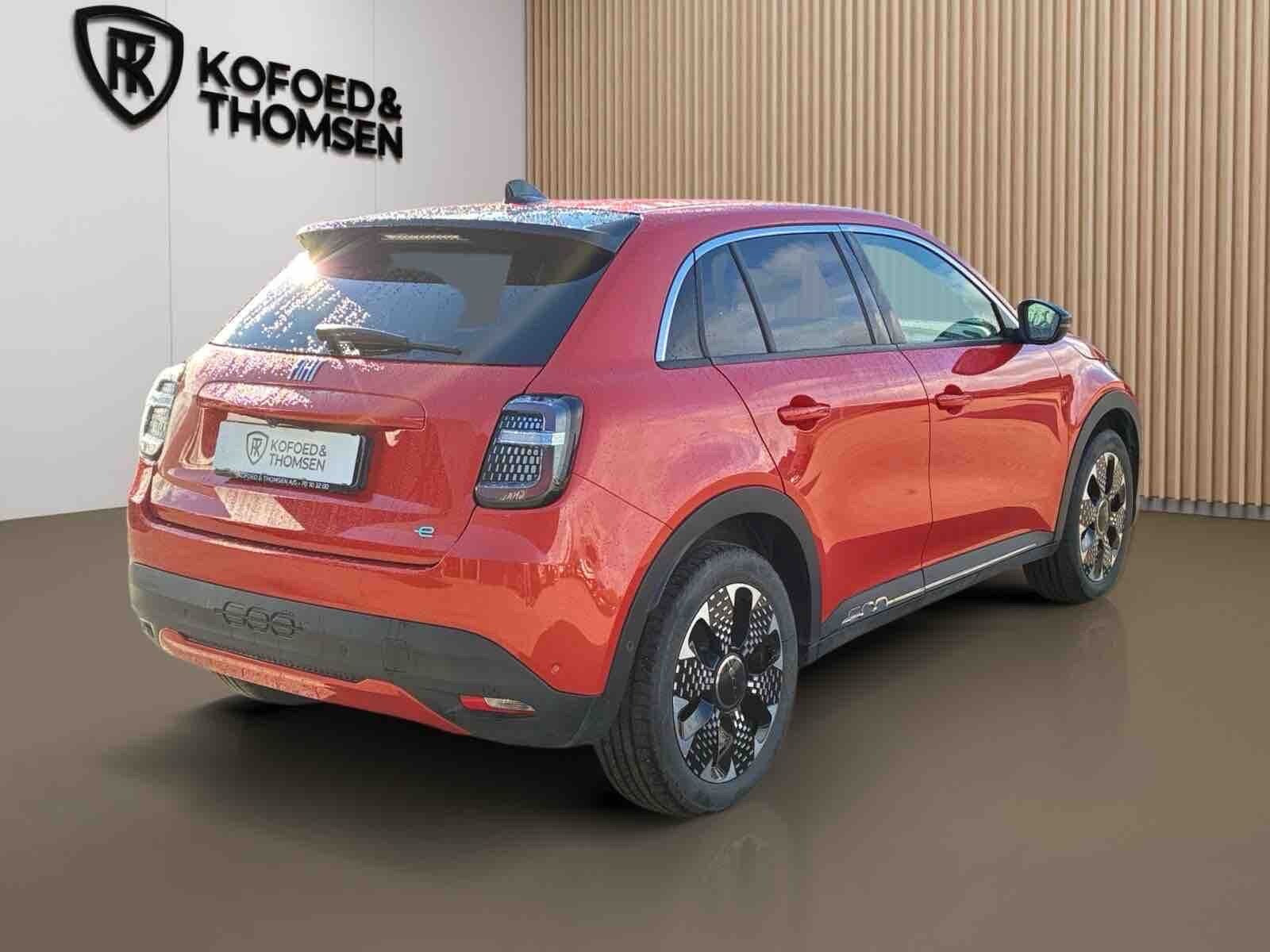 Orange Fiat 600e fra 2025