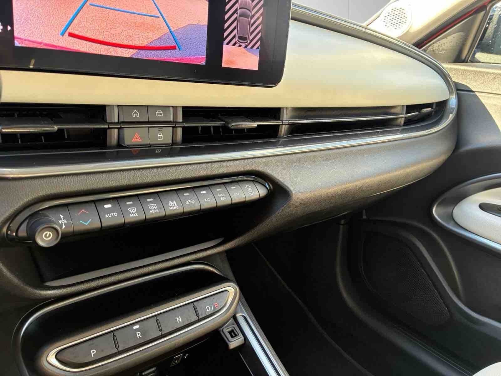 Orange Fiat 600e fra 2025