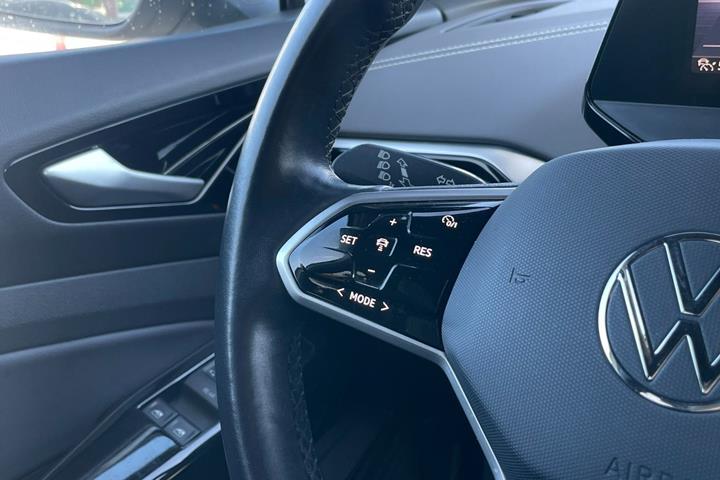 Hvid VW ID.5 fra 2023