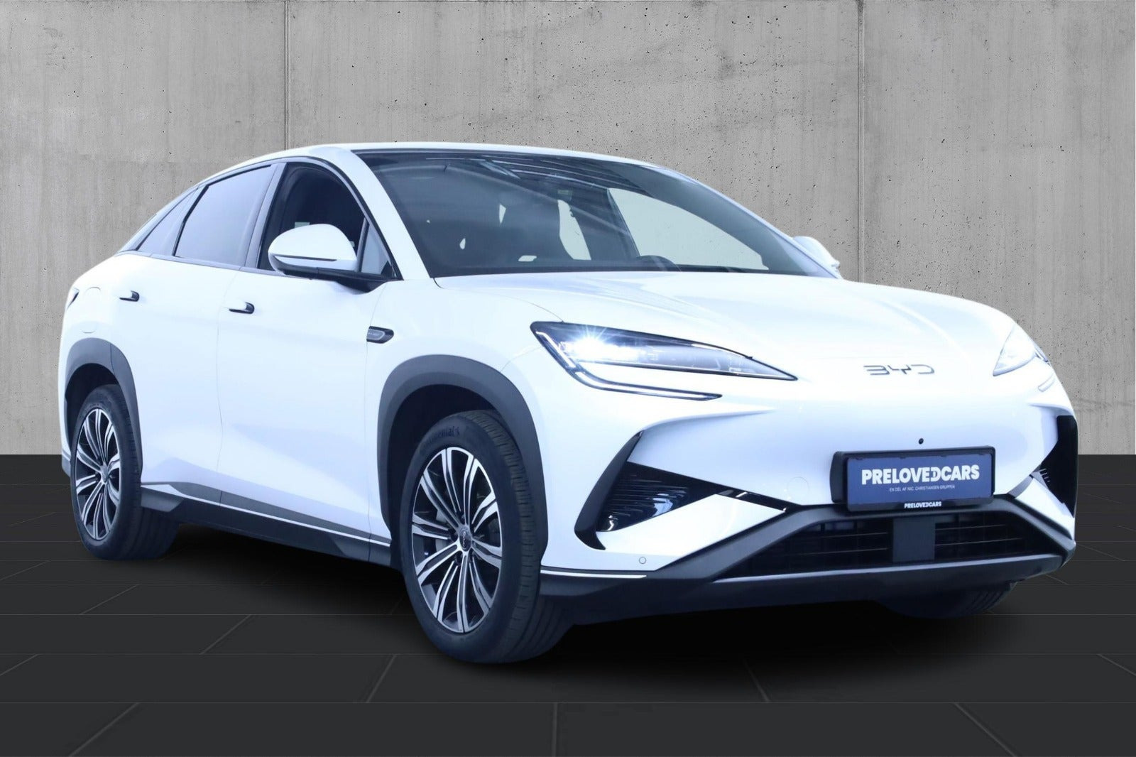 Hvid BYD Sealion 7 fra 2024