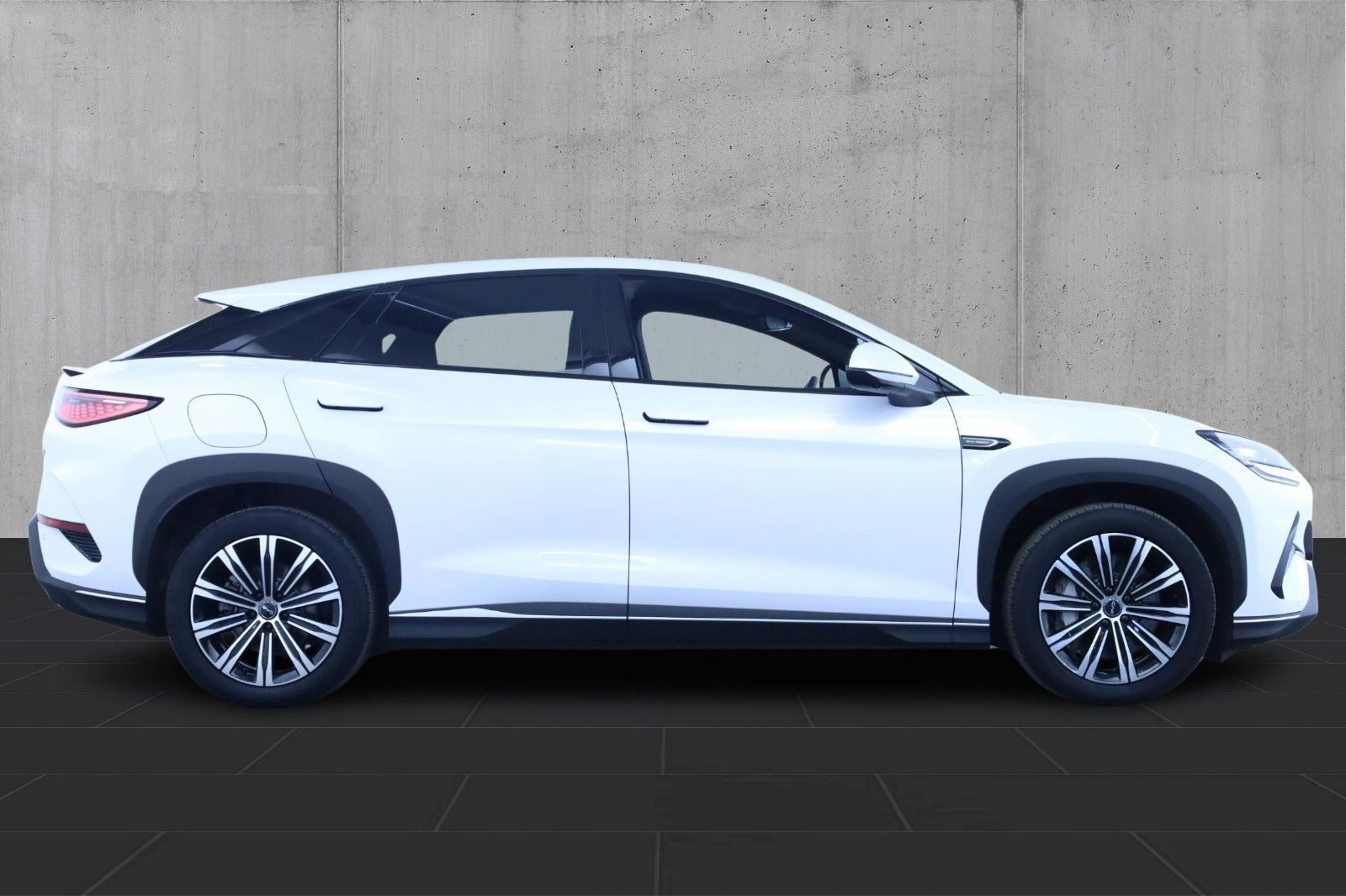Hvid BYD Sealion 7 fra 2024