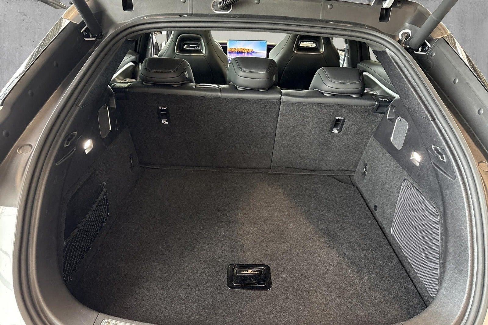 Hvid BYD Sealion 7 fra 2024