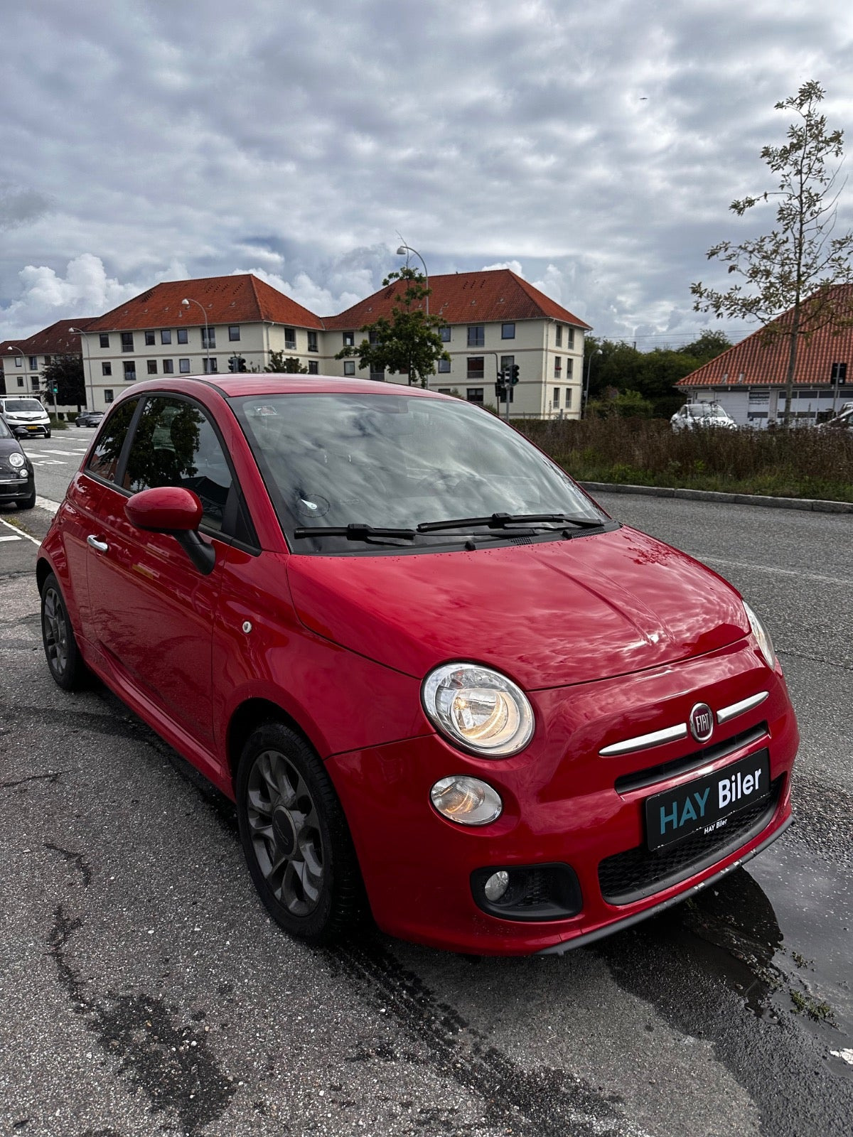 Rød Fiat 500 fra 2014